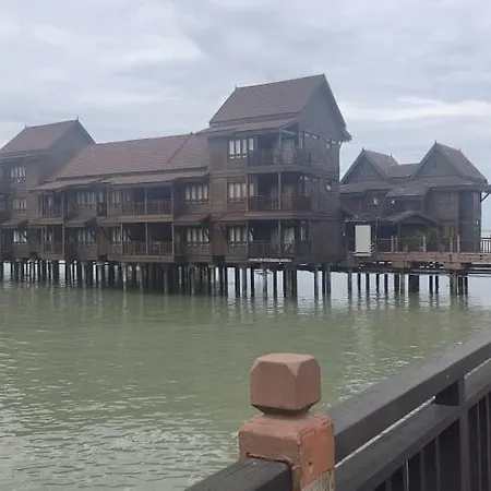 Villa Dalam Laut 533 Pantai Cenang  Exterior photo